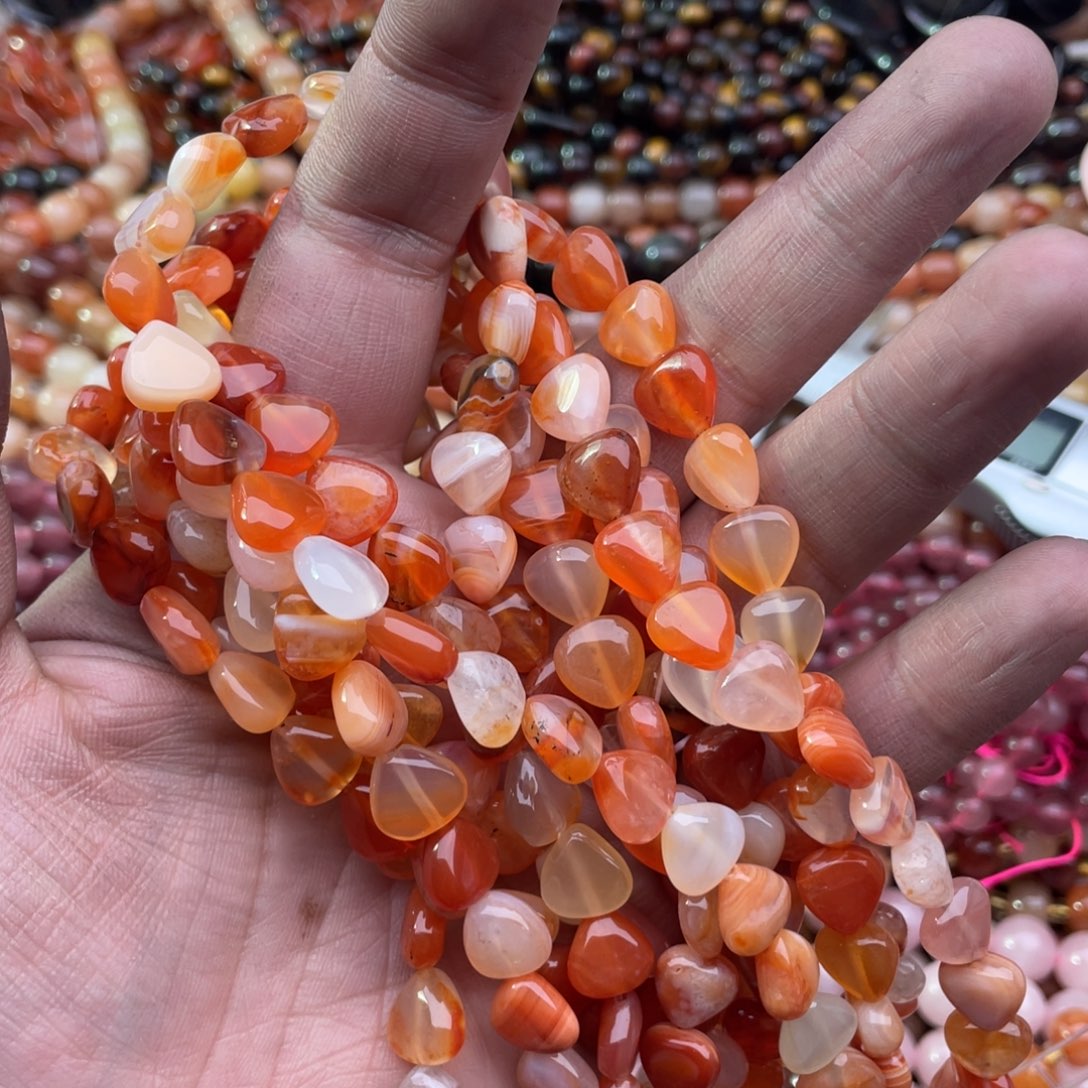 玛瑙/玉髓珠宝半成品未镶嵌一条装10mm红玛瑙三角片