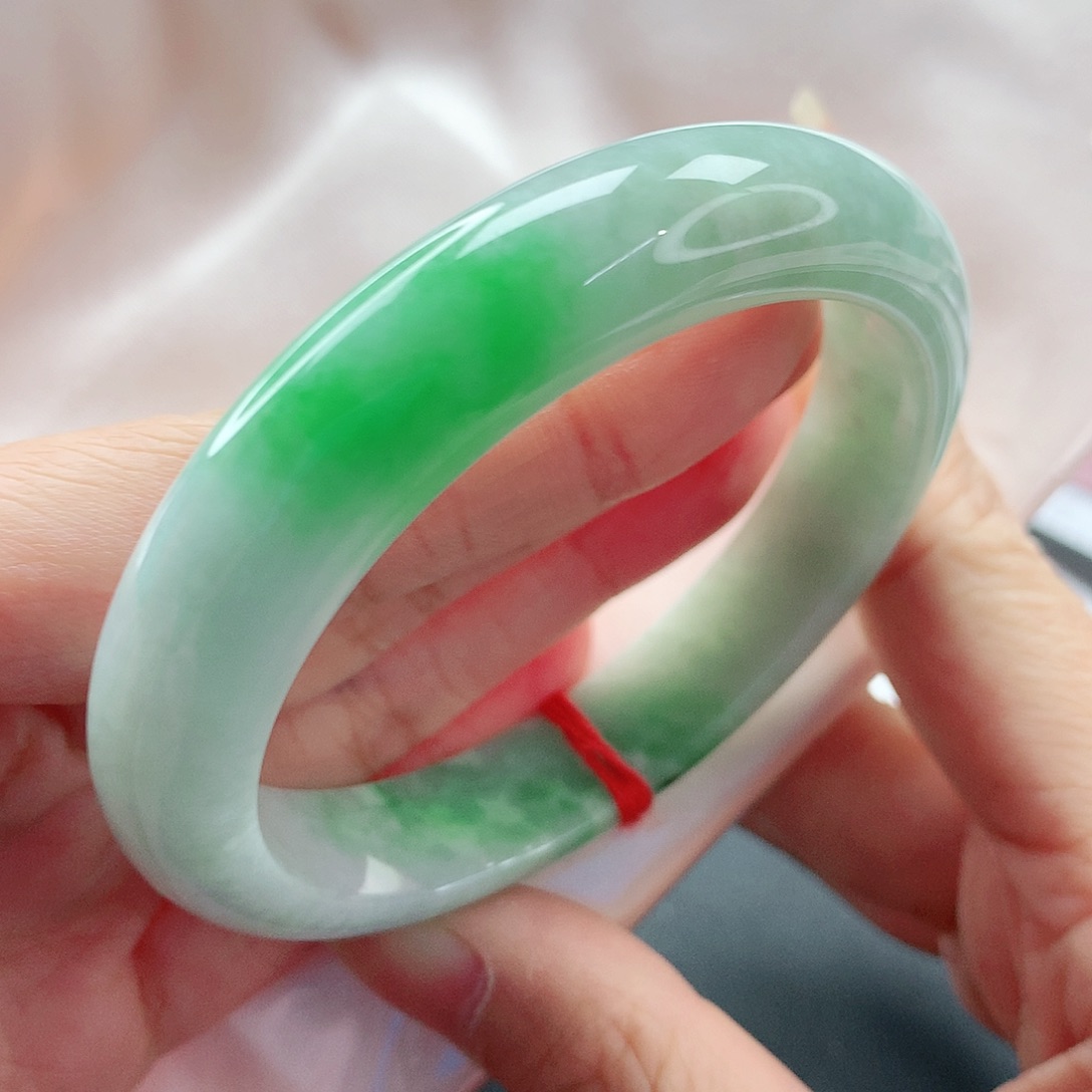 翡翠手镯未镶嵌翡翠739