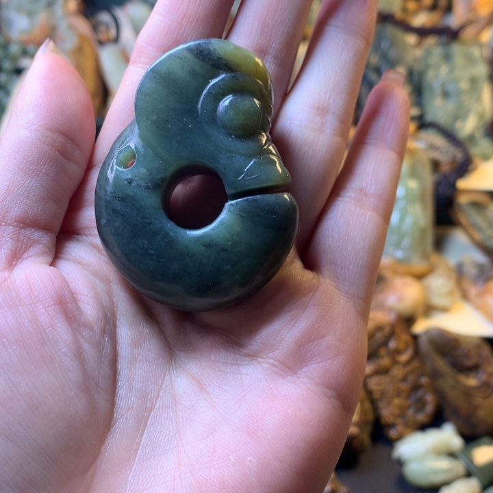 岫岩老玉（透闪石质玉）手链未镶嵌