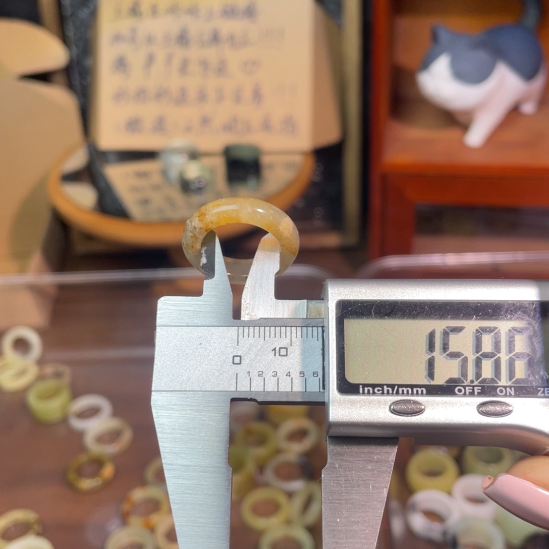 未镶嵌岫玉戒指356-15.9
