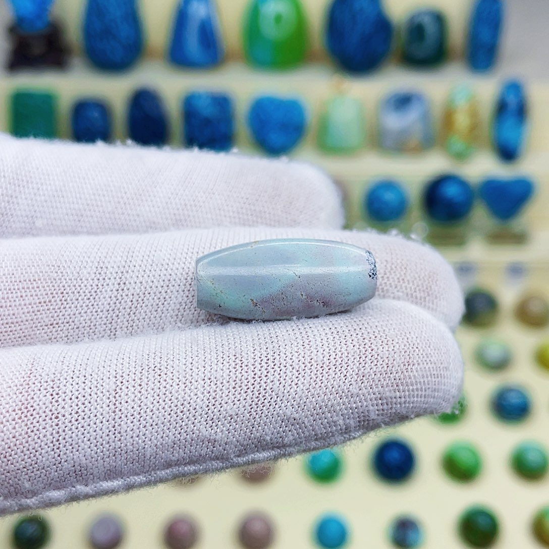 绿松石绿松石未镶嵌