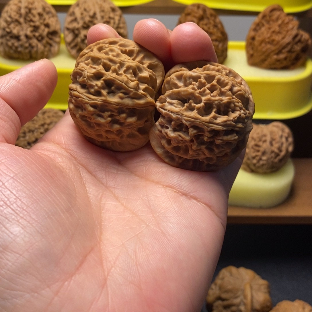 文玩核桃吊坠苹果40