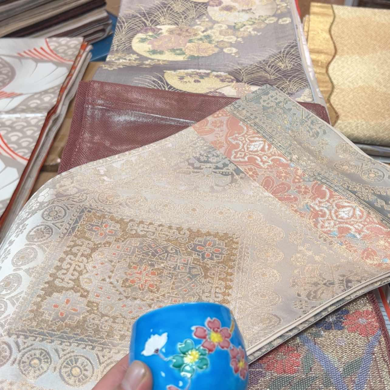 【闪购商品】杏*陶瓷马克杯带盖勺