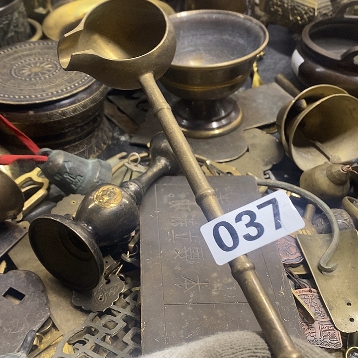 用***1闪电购铜摆件工艺品037