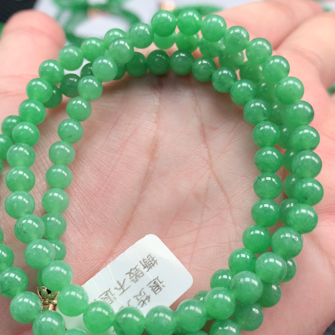 翡翠手链未镶嵌翡翠