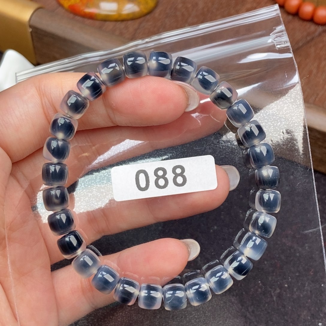 南红玛瑙未镶嵌手串