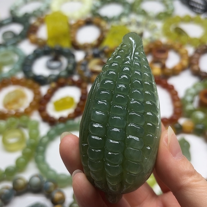 蛇纹石玉未镶嵌手把件