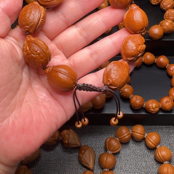 手串/手链橄榄核红料富甲