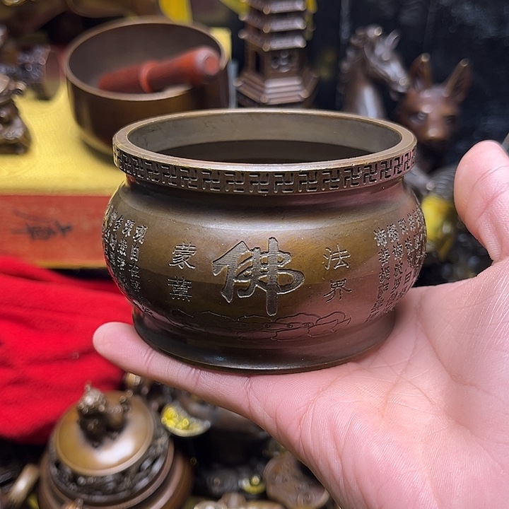 精美铜器点击下单