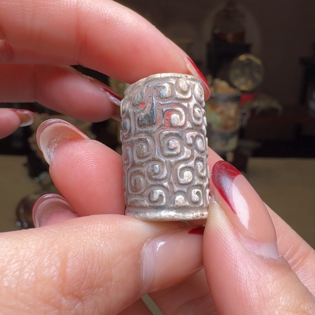 和田玉挂件未镶嵌我**界