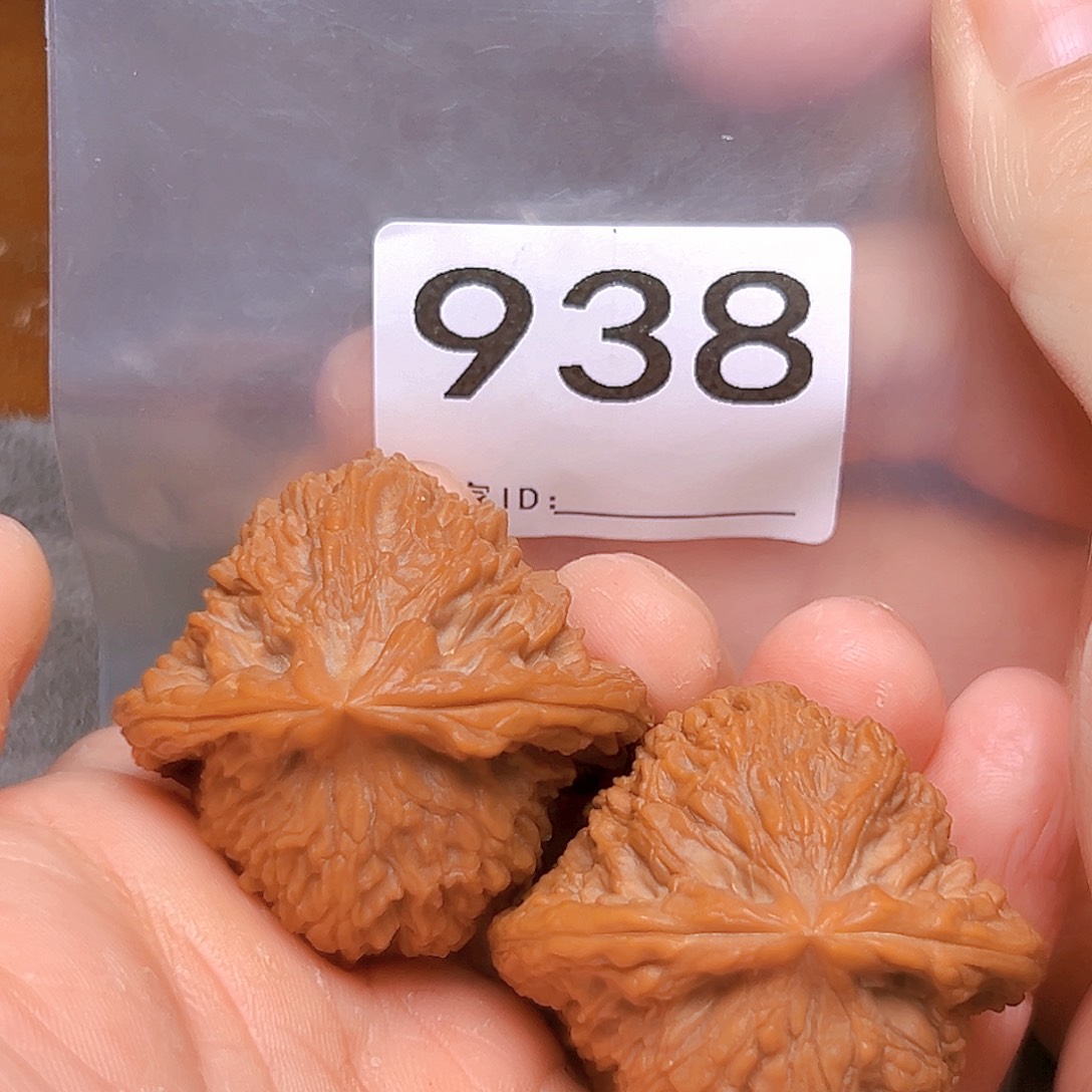 文玩核桃吊坠42丑疆 有瑕疵