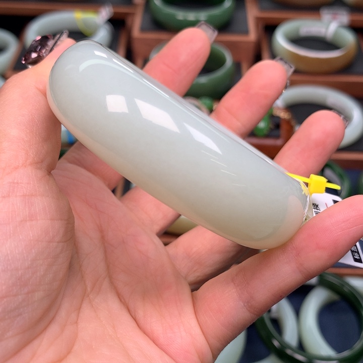 和田玉手镯58圈口未镶嵌