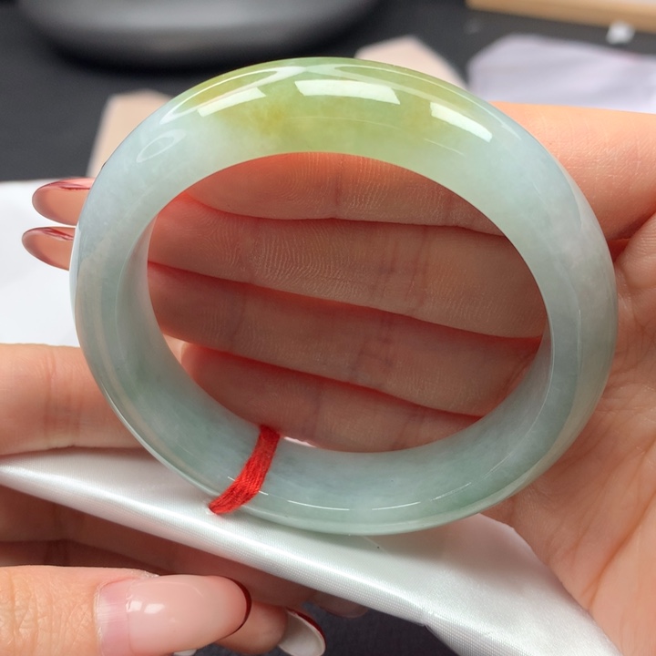 翡翠手镯未镶嵌56正圈