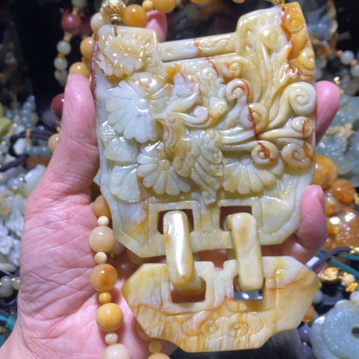 岫玉吊坠(赠链)未镶嵌