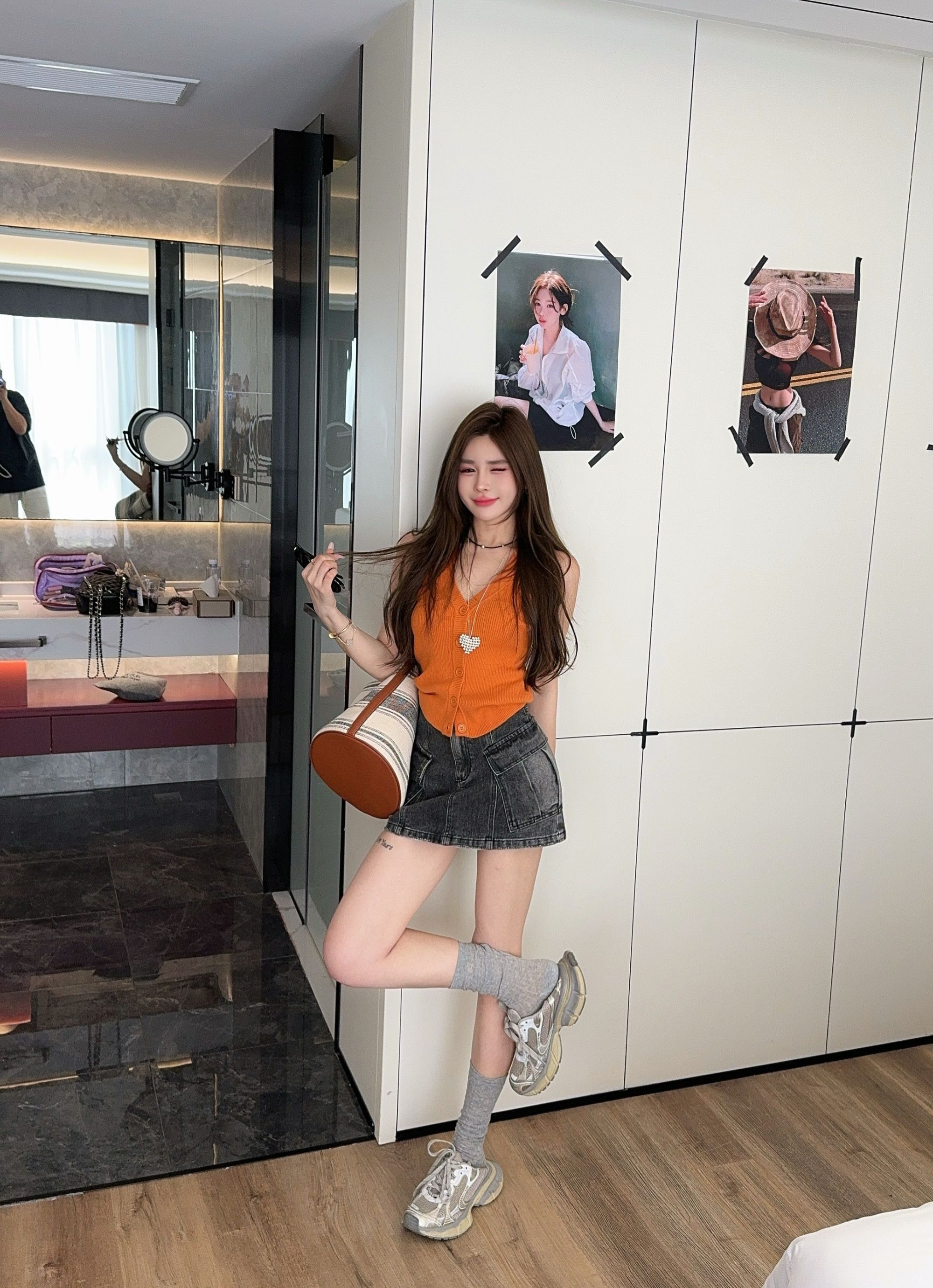 米娜家【韩漫担当】泡菜订制橘色针织背心