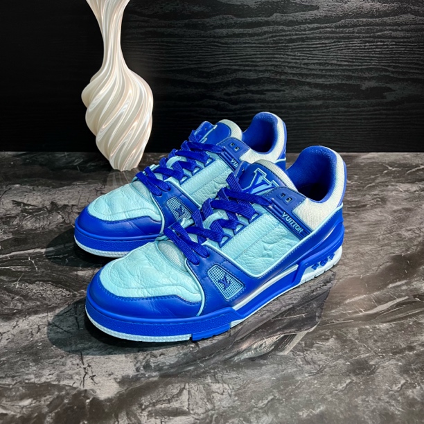 95新 LouisVuitton/路易威登 1087/41码/北卡蓝Trainer板鞋