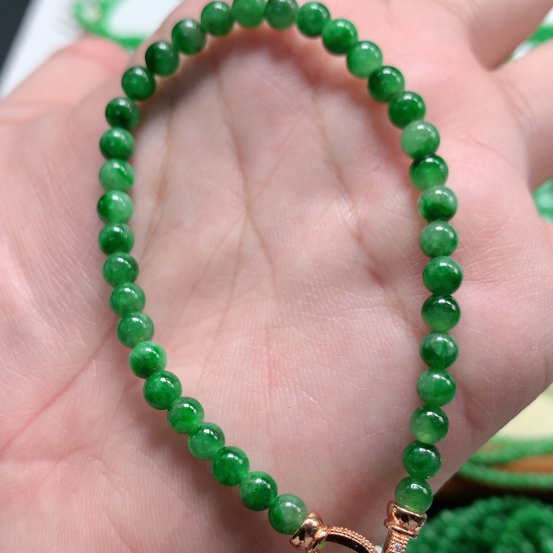 翡翠未镶嵌手链翡翠
