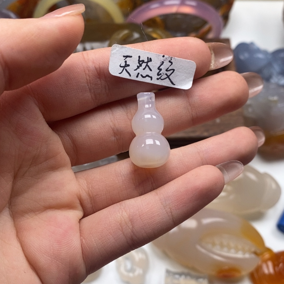 玛瑙/玉髓未镶嵌颈饰