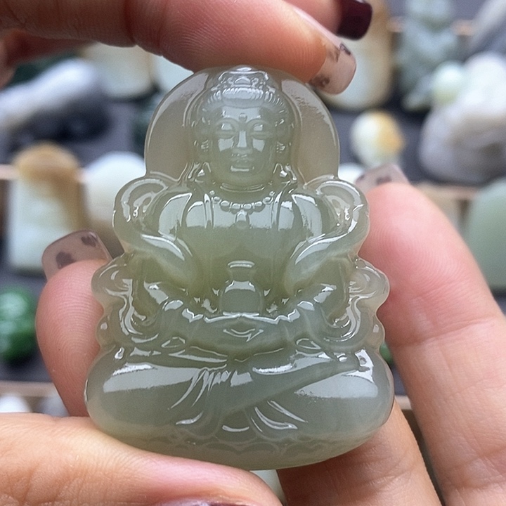 颈饰未镶嵌和田玉（糖玉）