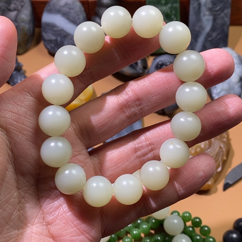 【闪购商品】和田玉挂件未镶嵌铁***鹅