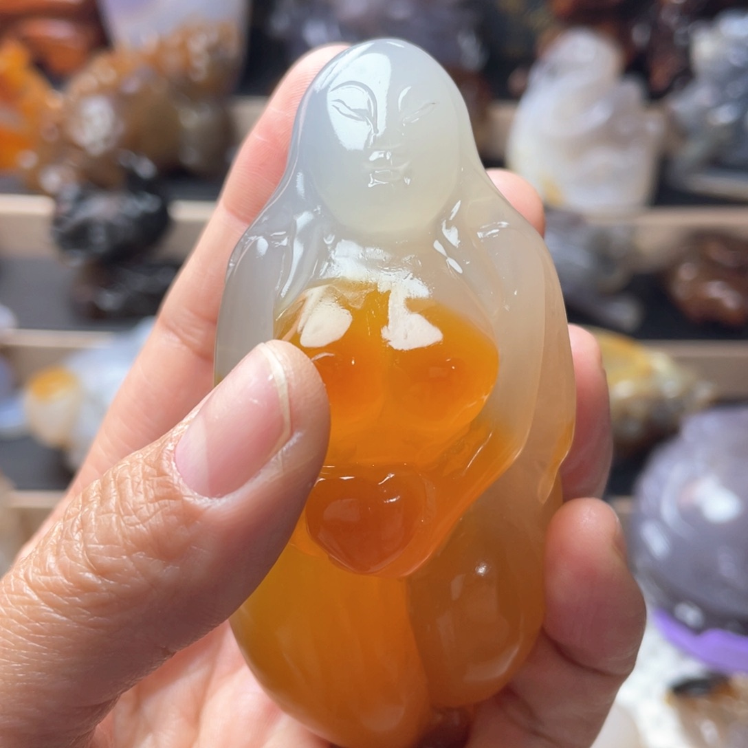 玛瑙/玉髓玛瑙未镶嵌玉美人