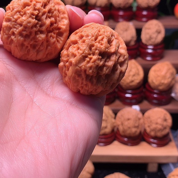 桃核吊坠暴雪45尺寸