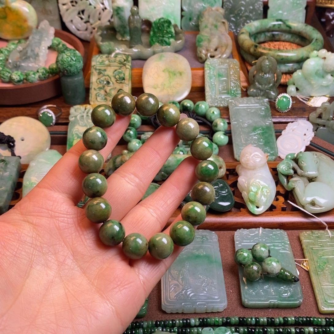 翡翠挂件未镶嵌一*