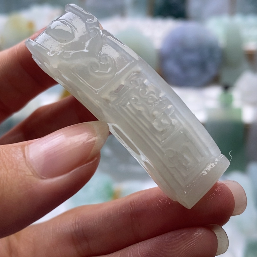 未镶嵌定制翡翠译*毛货无鉴赏期