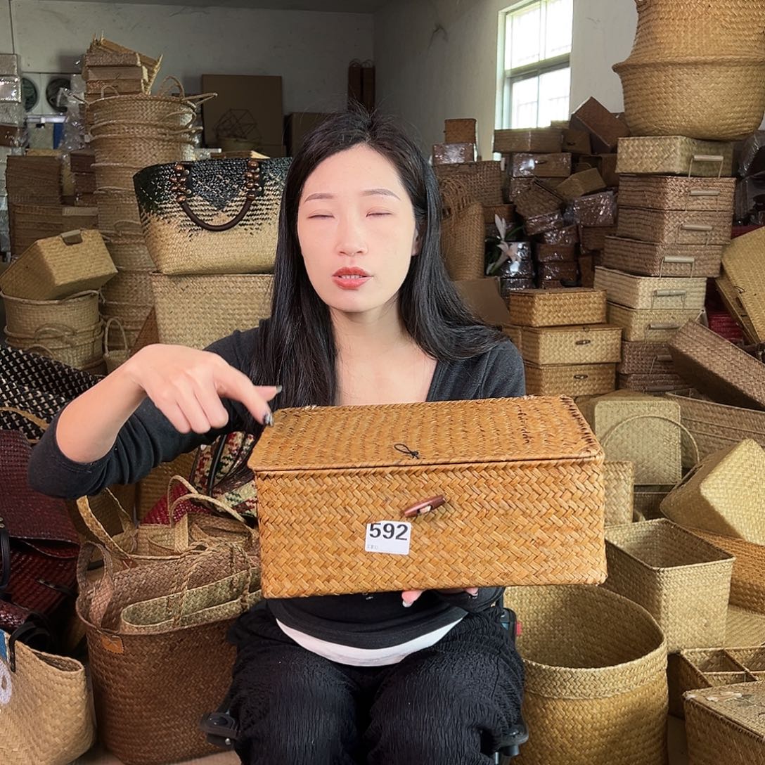 草编草编包/草编收纳盒带瑕疵