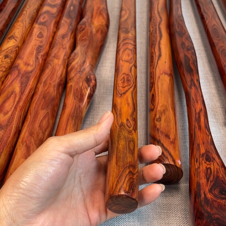 心***远海南黄花梨直棍一根