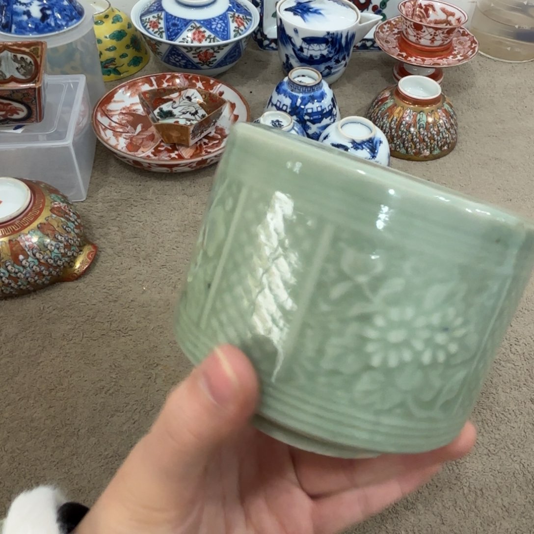 瓷片非常好看漂亮的物品 