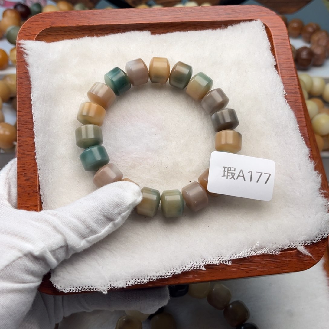 菩提根/象牙果手串柿*?瑕A177金轮12mm一串