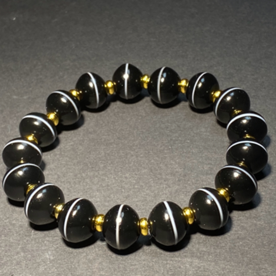 精品纯天然黑白一线药师玛瑙扁珠1.2男女同款手串