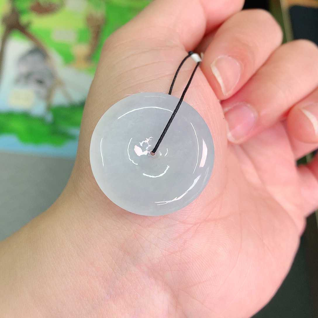 翡翠颈饰未镶嵌晴扣