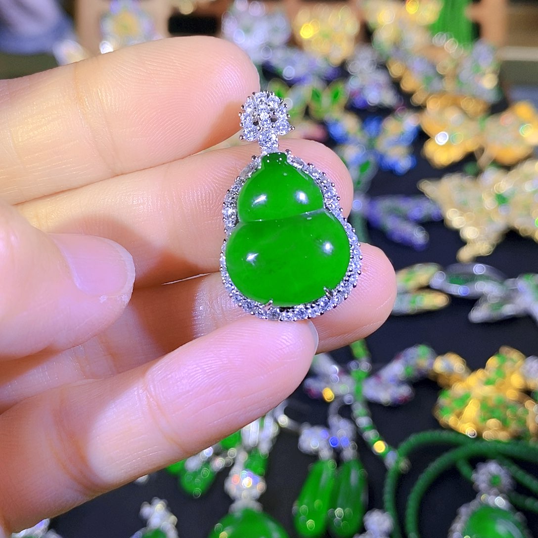 吊坠(不含链)银S925镶嵌翡翠