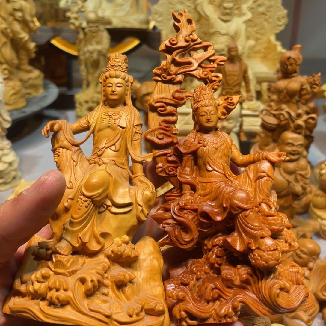 黄杨木继***跳小叶观音加崖柏观音