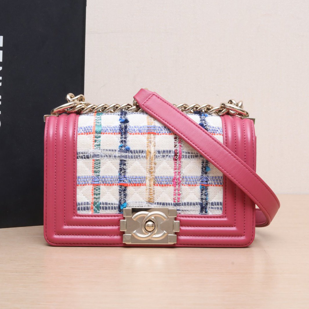 99新 Chanel/香奈儿 【娇】Leboy 小号 玫瑰红 毛呢 26开 071927