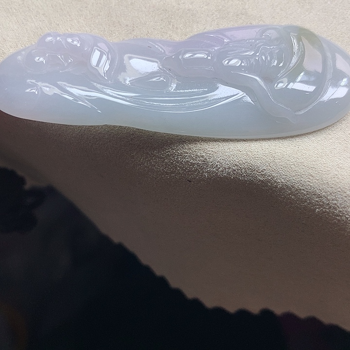 翡翠颈饰未镶嵌吊坠