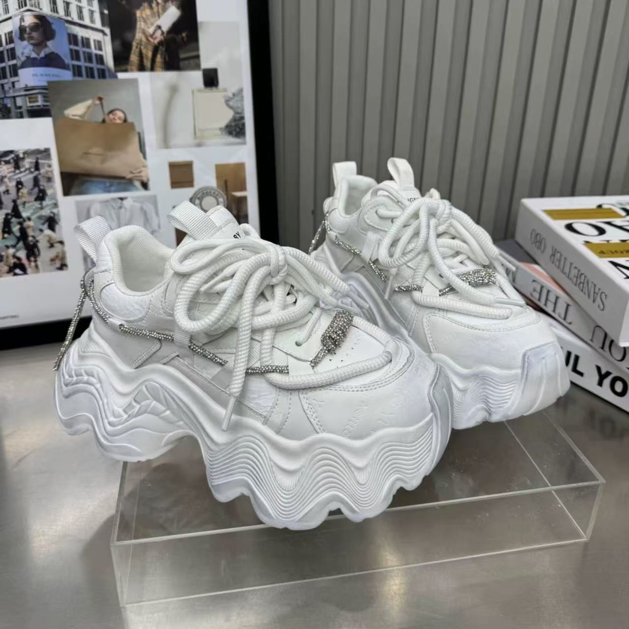 韩版真皮松糕厚底老爹鞋女百搭小个子增高波浪底休闲鞋978-77岩