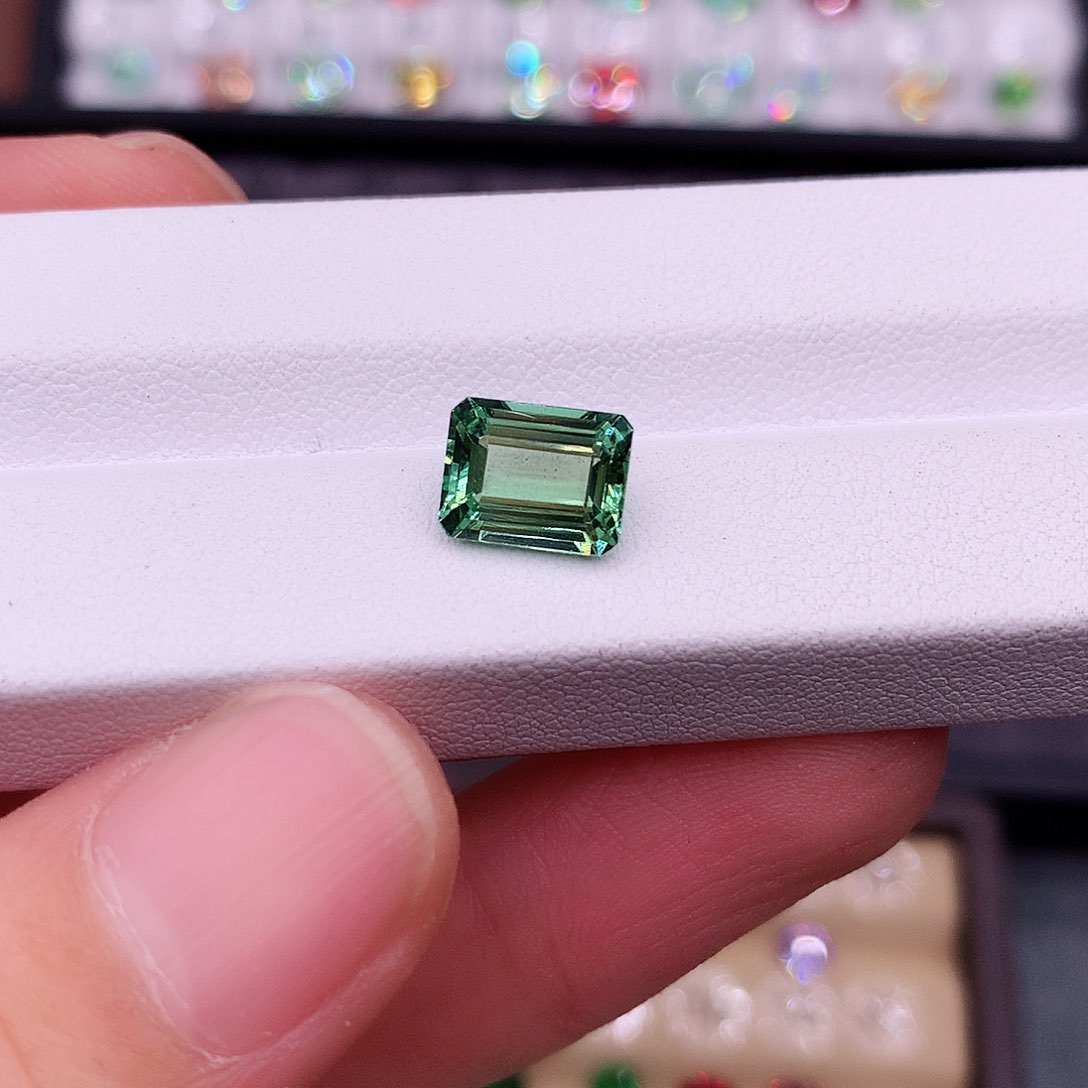 碧玺珠宝半成品未镶嵌