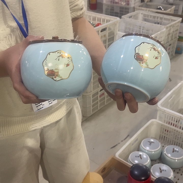 摆件陶瓷茶叶罐密封罐摆件