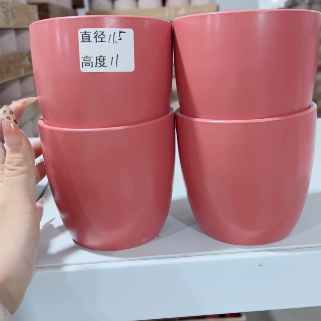 有孔，陶瓷花盆满10米包邮发货。