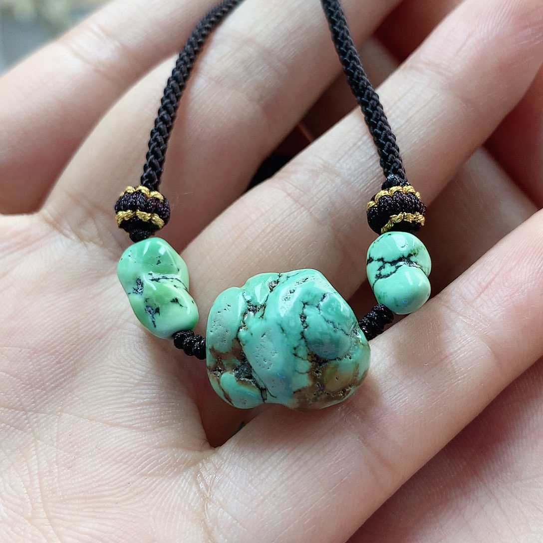 未镶嵌绿松石珠宝奇石