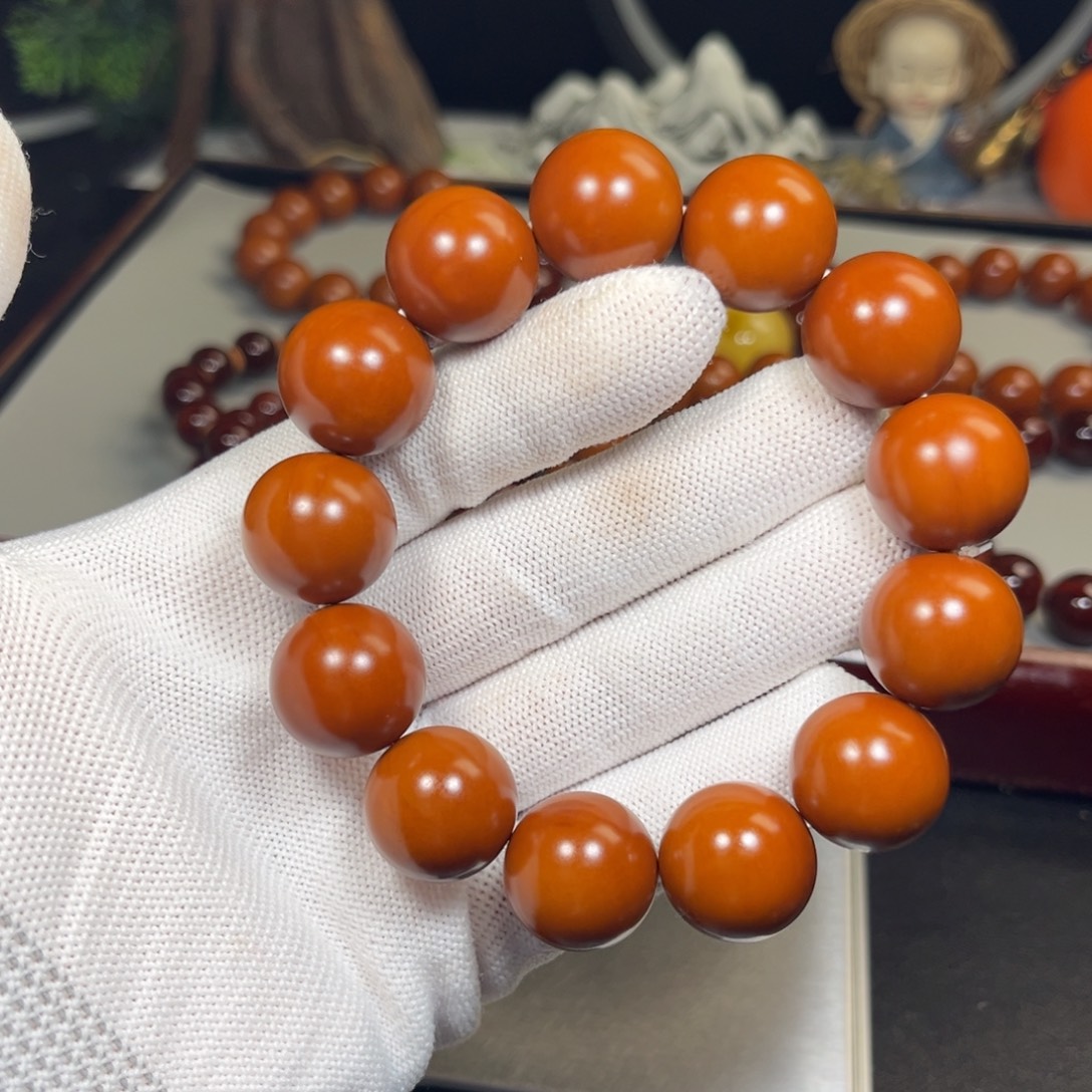 姚***人橄榄核吊坠18树王铁核全品微瑕