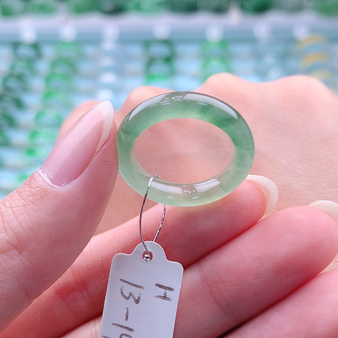 翡翠未镶嵌戒指A货缅甸翡翠