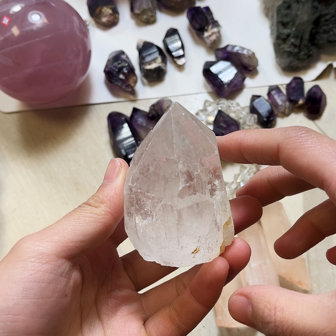 J***y珠宝半成品水晶未镶嵌