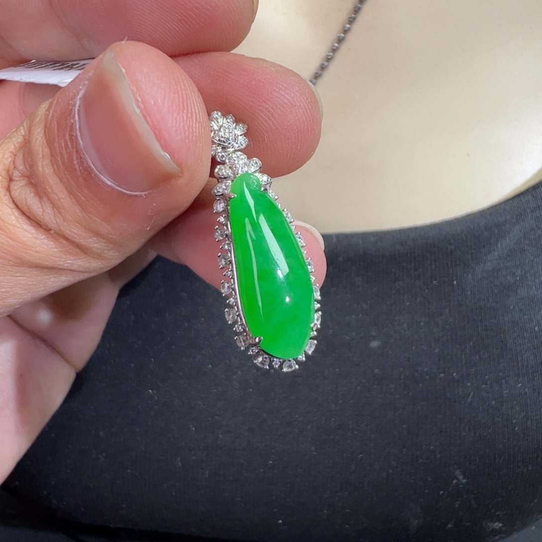 翡翠18K金镶嵌吊坠(不含链)