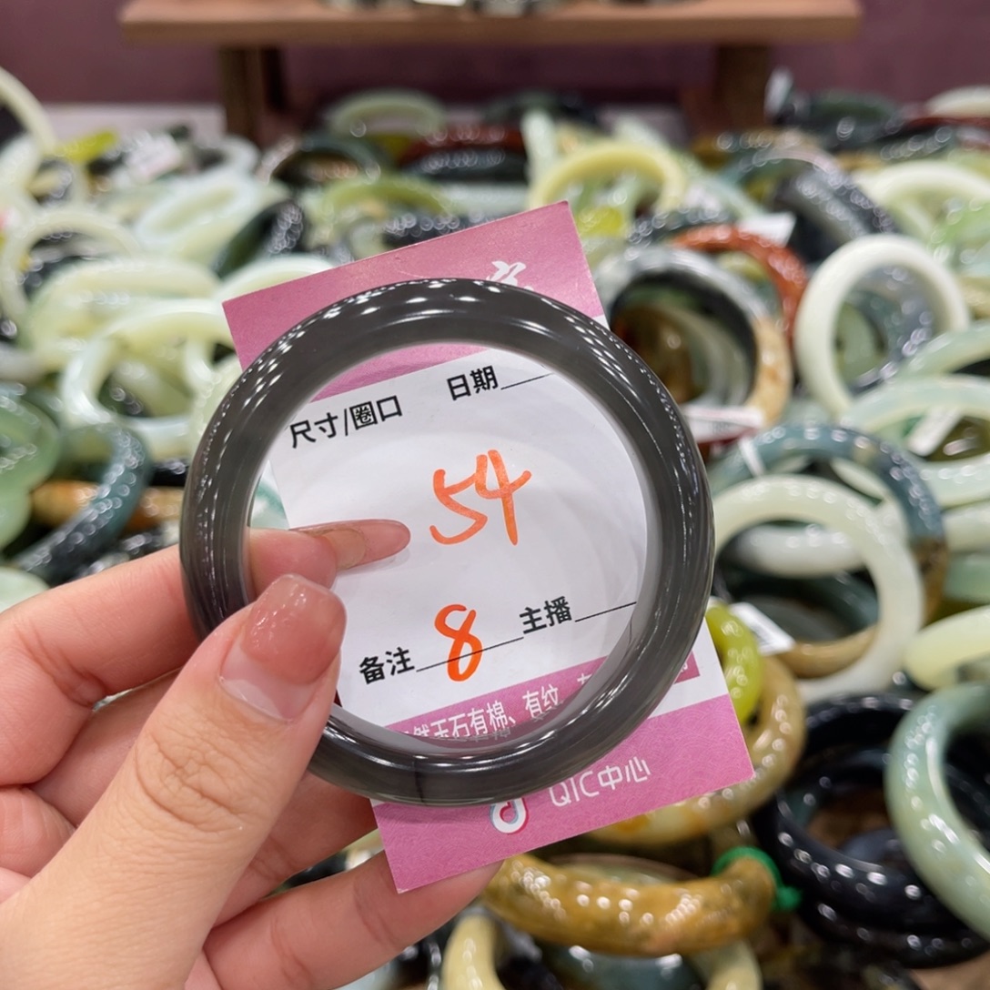 ****蛇纹石玉未镶嵌手镯