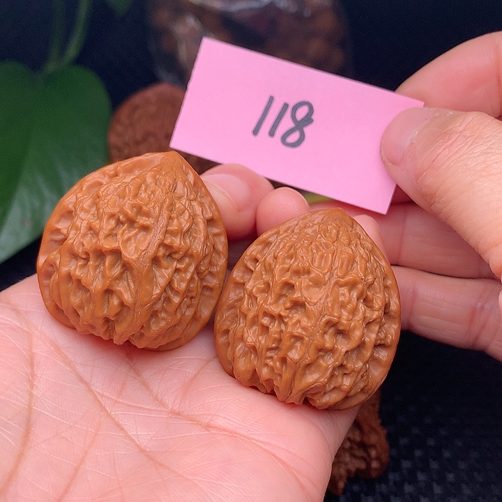 【闪购商品】把件文玩核桃35金牛118