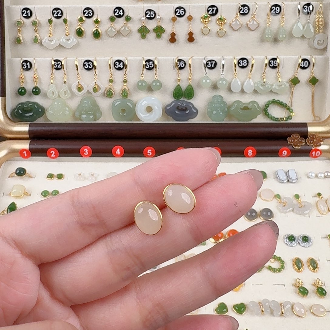 银S925镶嵌和田玉耳饰